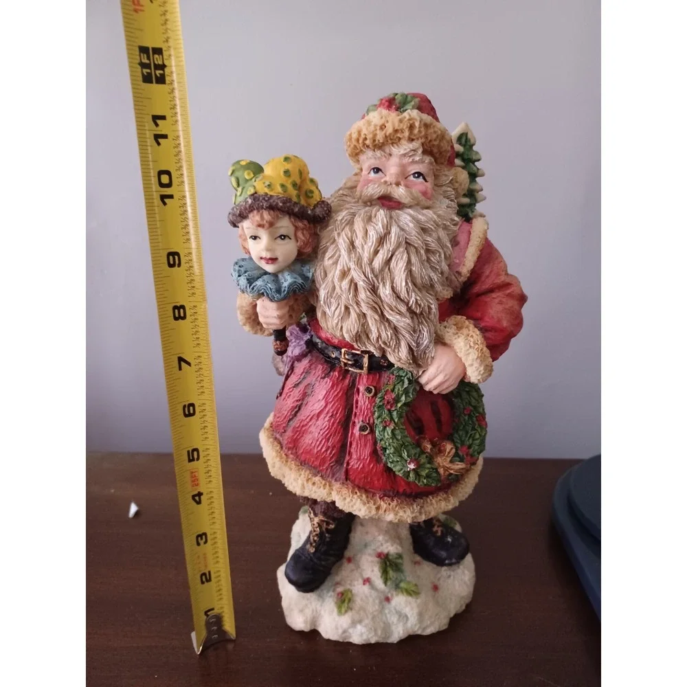 Vtg Musical St. Nicholas Santa wind up figurine Christmas. *Please read